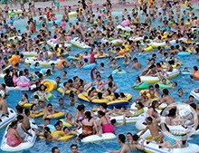 戴高樂家用無邊際泳池，給你想要的freestyle