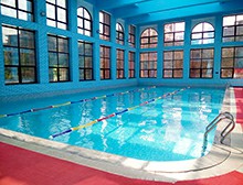 泳池加熱設(shè)備如何實現(xiàn)恒溫?最適宜的池水溫度