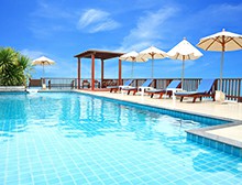 游泳館設備為什么少不了戴高樂泳池水處理設備?