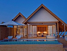 空氣源熱泵熱水機為何是泳池加熱設備首選？