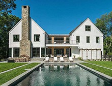 別墅游泳池水處理用哪種設(shè)備好？選擇它準(zhǔn)不會(huì)錯(cuò)[戴高樂(lè)泳池設(shè)備]