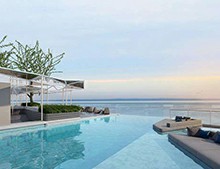 無(wú)邊際游泳池，簡(jiǎn)單粗暴達(dá)到健身減肥目的[戴高樂(lè)泳池設(shè)備]