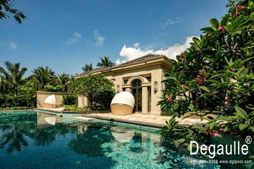 足不出戶也能無(wú)限暢游了?私家無(wú)邊際泳池了解一下——戴高樂(lè)泳池設(shè)備