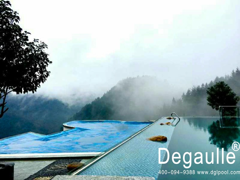 別墅泳池設(shè)備為何要選擇無(wú)邊際泳池?它有什么特別之處——戴高樂(lè)泳池設(shè)備