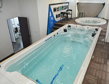 別人的游泳浴缸只能泡澡?那你就錯了,它還有這些很爽的功能