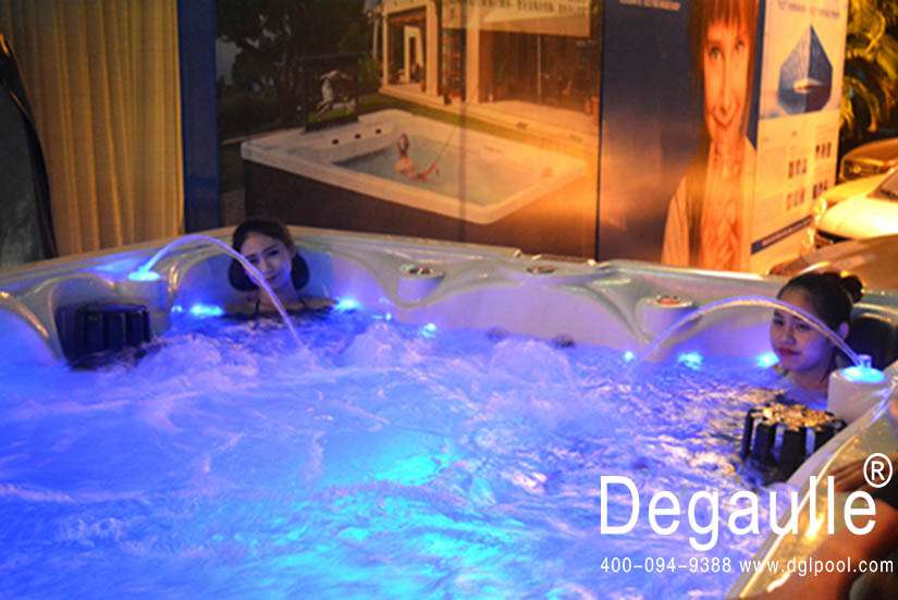 無邊際游泳池 無邊際游泳池