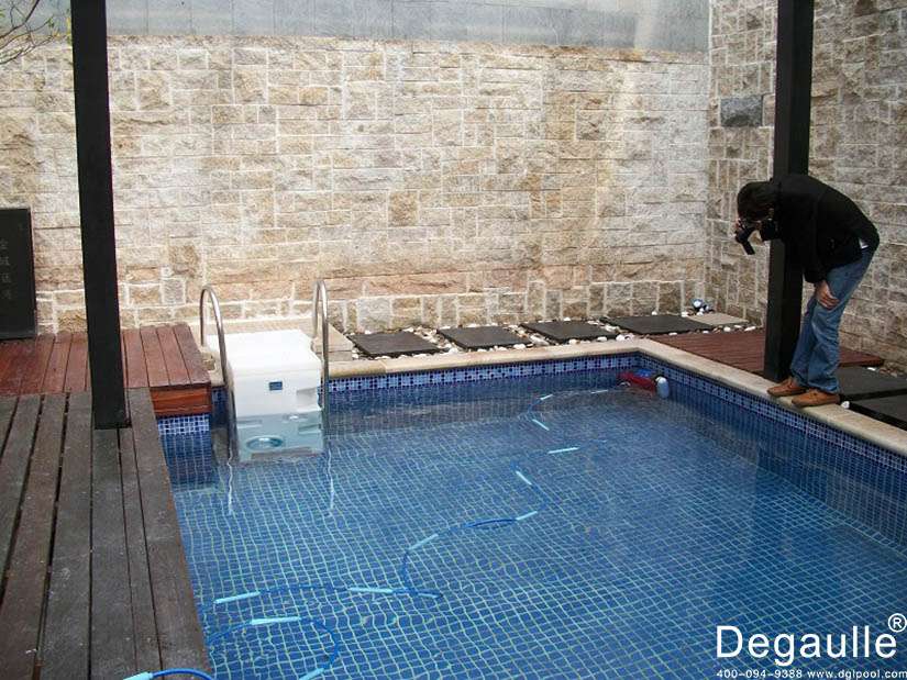 一體化泳池過濾設(shè)備 一體化泳池過濾設(shè)備