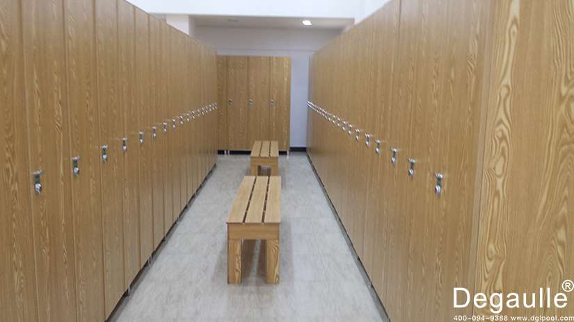 熱水淋浴房 熱水淋浴房