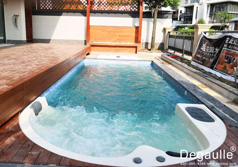 別墅泳池設(shè)備 別墅泳池設(shè)備