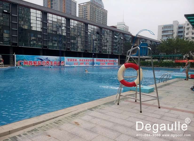 別墅一體泳池設(shè)備 別墅一體泳池設(shè)備