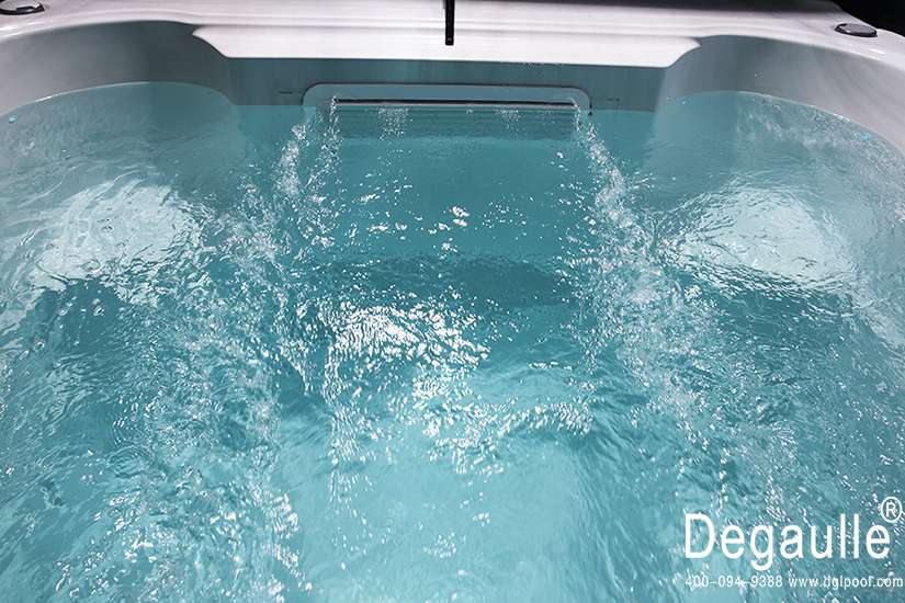 戴高樂06821.jpg 戴高樂泳池設備.jpg